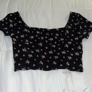 PacSun Cropped floral blouse with flowers